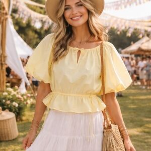 Vintage Peasant Blouse – Buttercream Yellow Puff Sleeve Boho Prairie Top